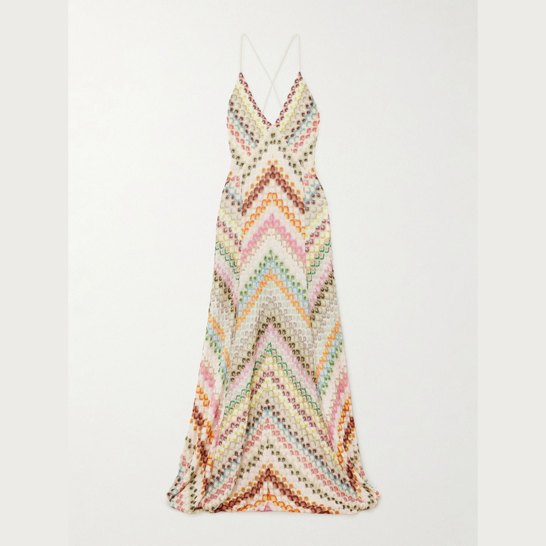 ROBE LONGUE OUVERTE A IMPRIMÉ CHEVRONS COLORE EN MAILLE