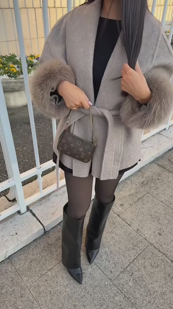 MANTEAU EN LAINE AVEC FOURRURE - ABRICOT